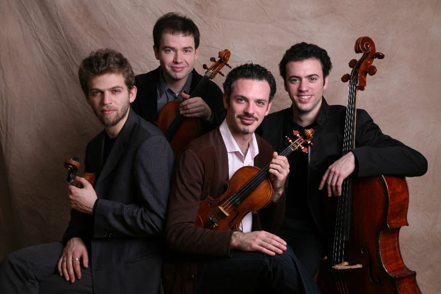 Класс квартета. Philip bozzini. Христианский квартет. Солист дуэт трио квартет квинтет. Квартет баритон молодежь.